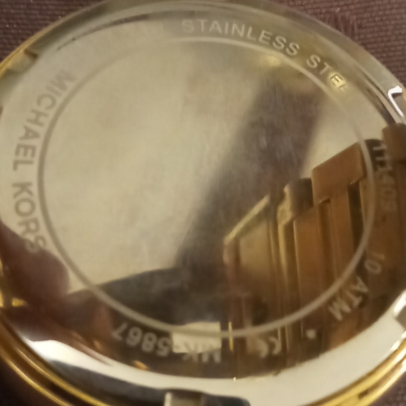 MICHAEL KORS SKYLAR CHAMPAGNE DIAL GOLD-TONE CRYSTALS LADIES WATCH MK5867 NO BOX - Picture 8 of 9